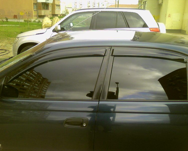 Phot-01111049.jpg