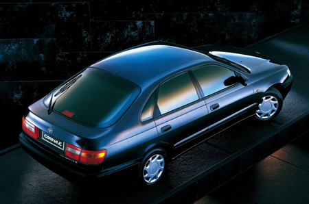 toyota-carina-e-20-16v-129kw-43215.jpg